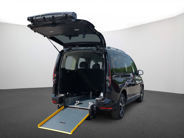Volkswagen Caddy Style 2.0 TDI DSG Rollstuhlumbau