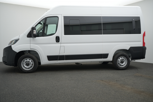 Citroën Jumper Kastenwagen Verglast 35 L2H2 Blue HDI 140